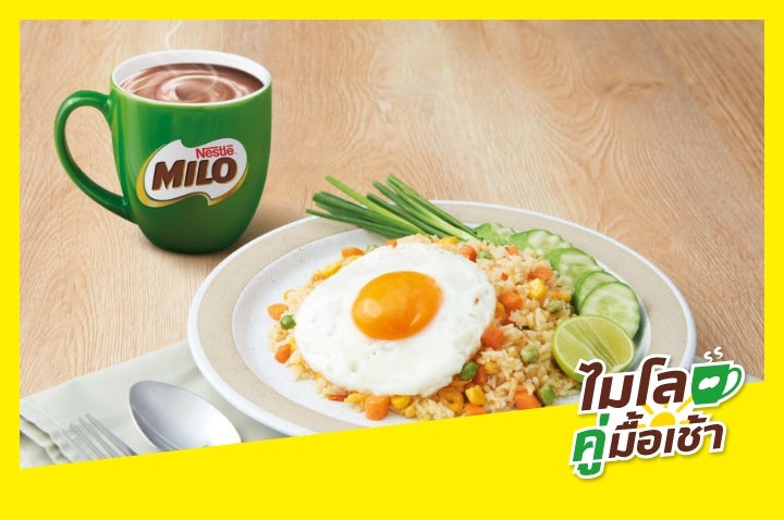 ข้าวผัดไข่ดาวกี่แคลอรี่ มีสารอาหารอะไรบ้าง