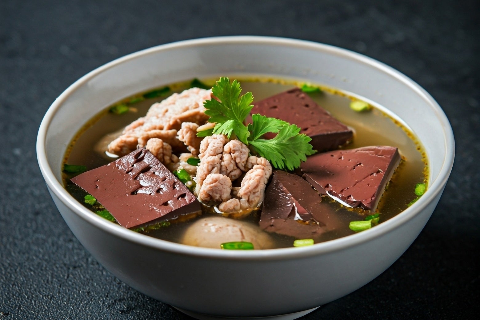 เมนูอาหารครบ 5 หมู่ - ต้มเลือดหมู 