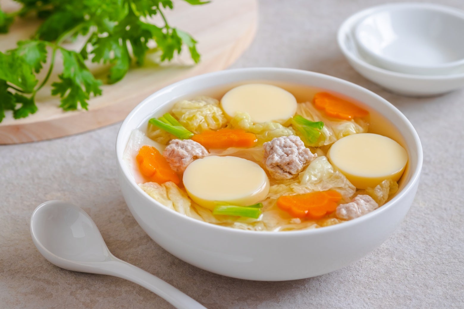 เมนูอาหารครบ 5 หมู่ - แกงจืดผักกาดขาวเต้าหู้หมูสับ