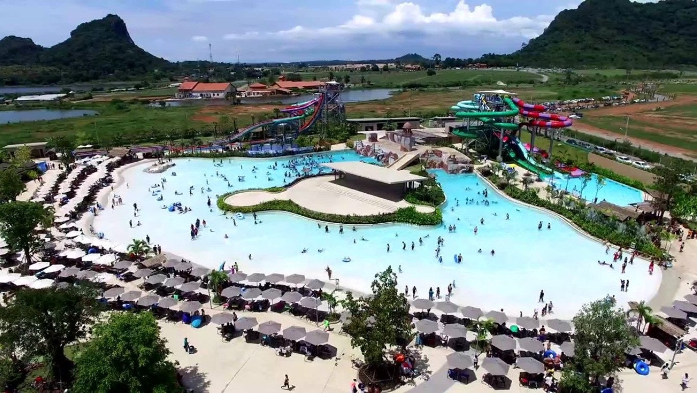 สวนน้ำรามายณะ (Ramayana Water Park)